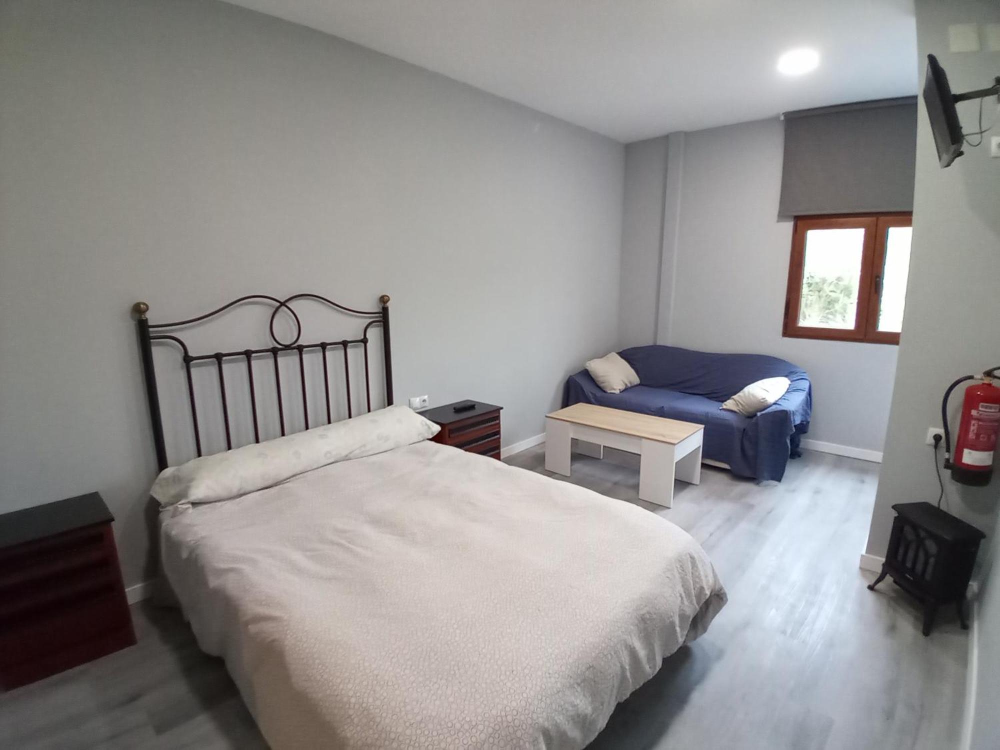 Estudios El Puntual De Romillo ภายนอก รูปภาพ