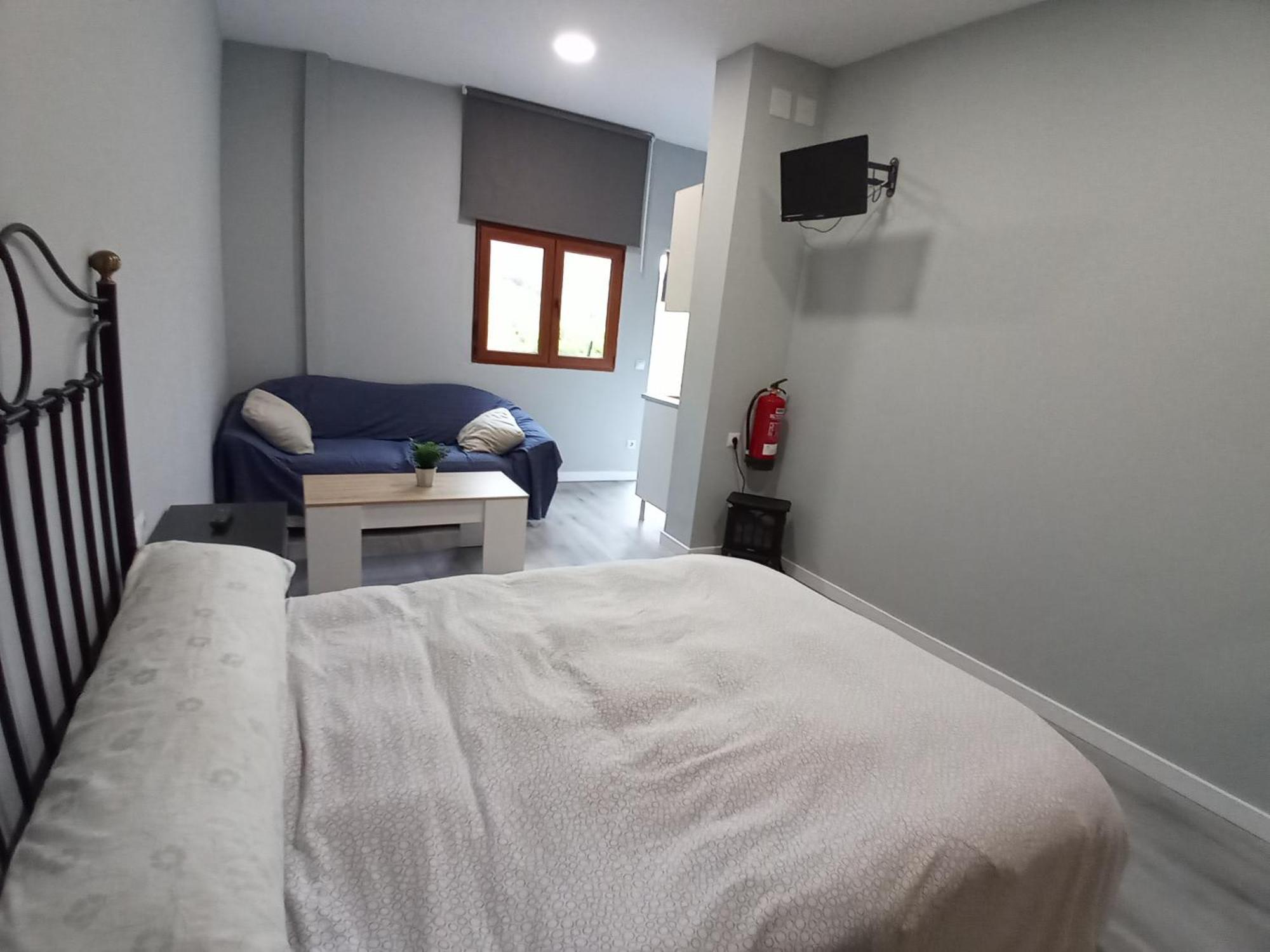 Estudios El Puntual De Romillo ภายนอก รูปภาพ