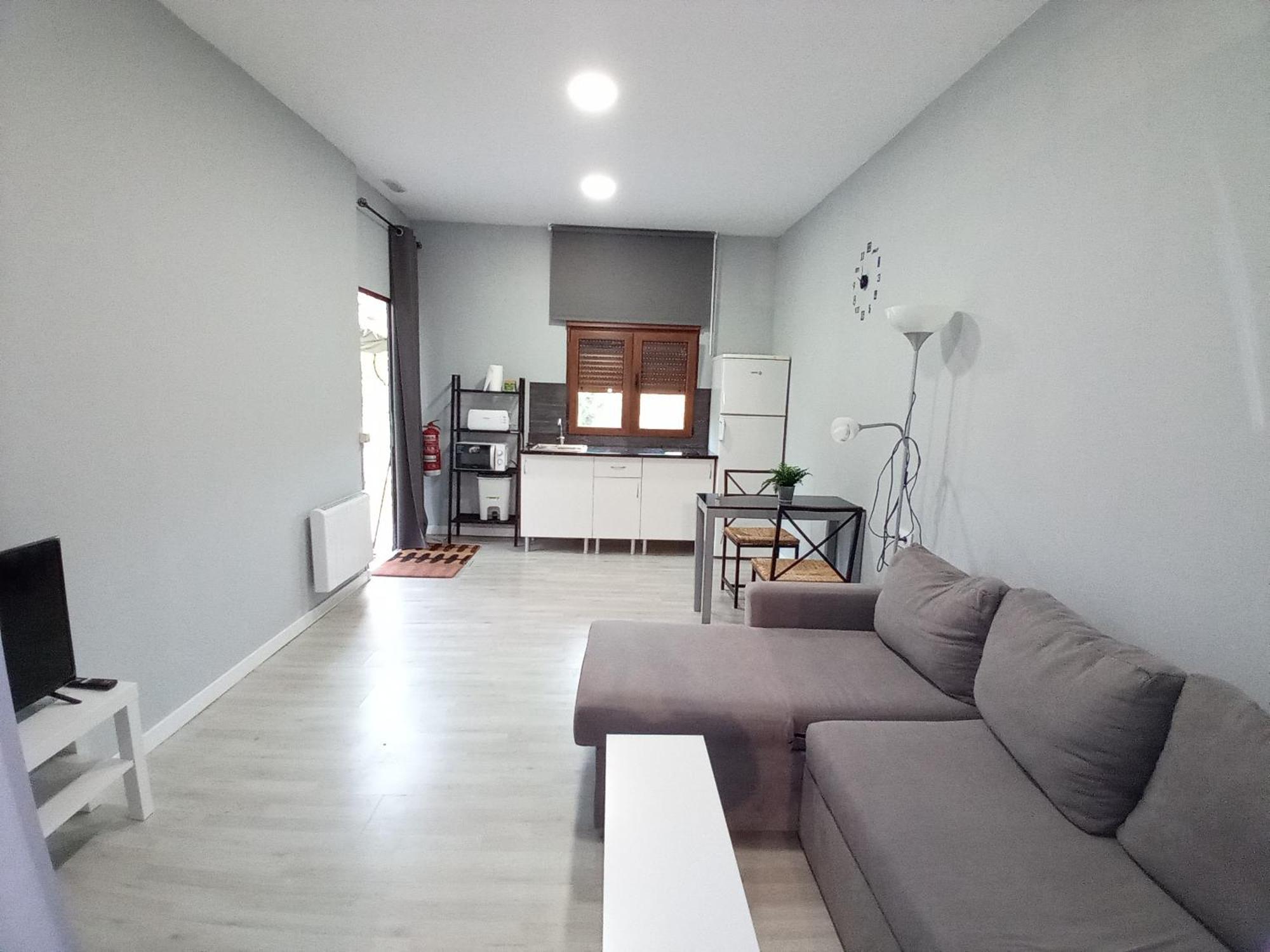 Estudios El Puntual De Romillo ภายนอก รูปภาพ
